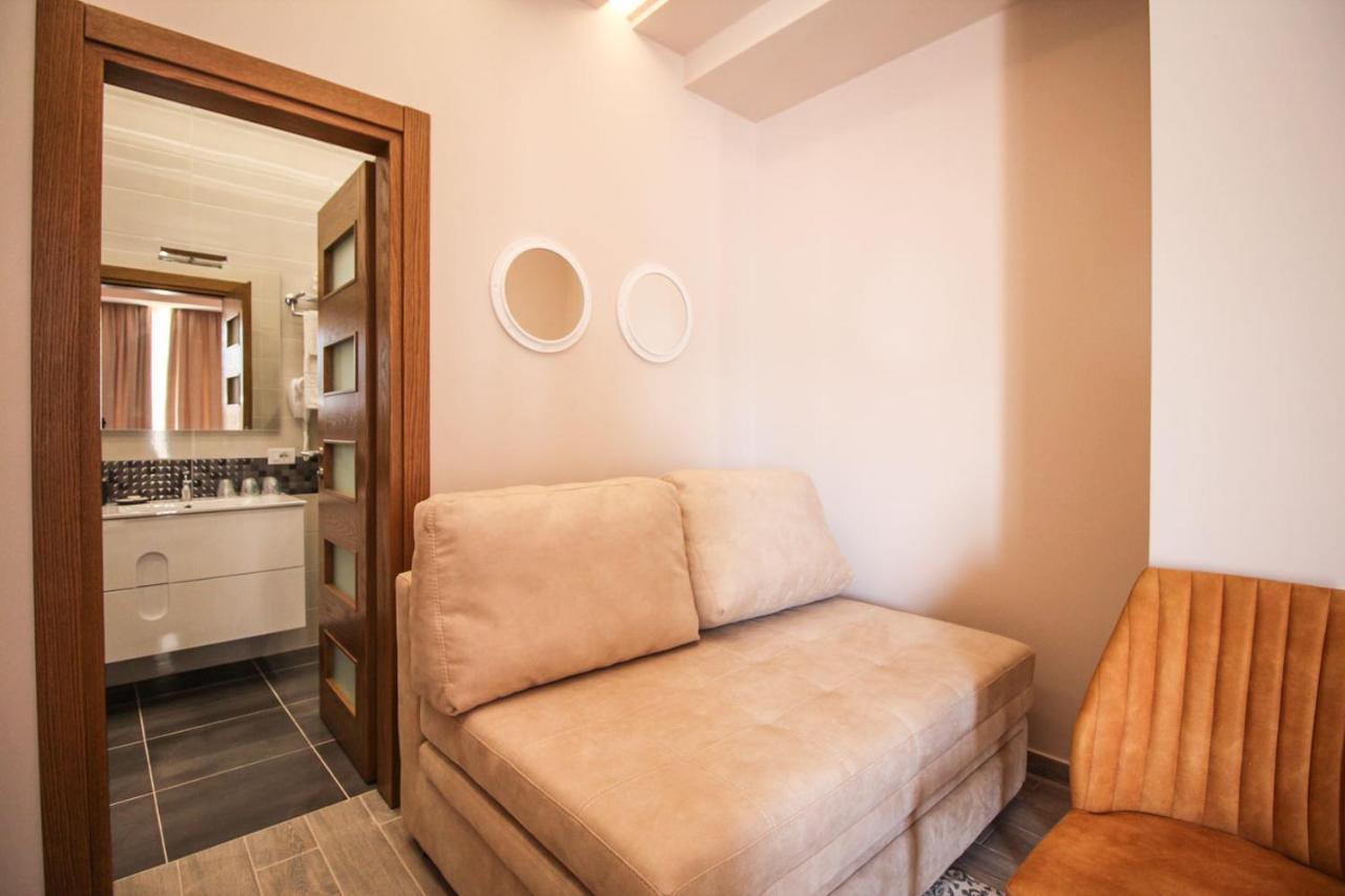 Hotel Kristera Avlonya Dış mekan fotoğraf